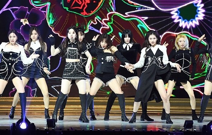 Just a good pop song! TWICE ‘SCIENTIST’