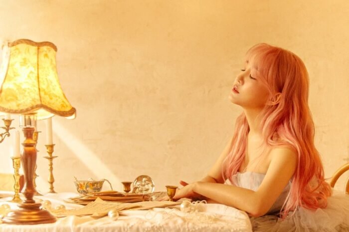 Younha’s 6th regular album ‘End Theory’ was selected by Time magazine as ‘Best K-Pop Album.’