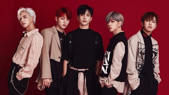 The streets of K-pop and baseball have no context or change.