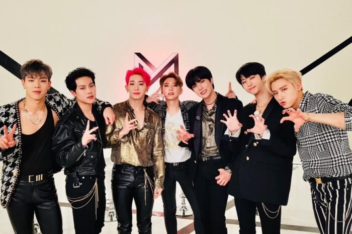 EXO fails to appear at China Music Awards Chinese netizens outraged over false advertisements.