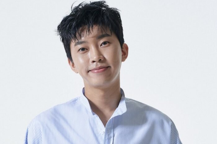 Invited to a lively scene with various contents such as Young-Woong Lim and BTS, and Star Flex VR