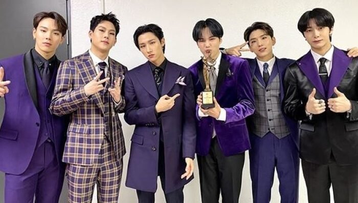 Beauty Academy Wannabe Beauty Academy, an official partner for the 2022 K-Pop & Supermodel Festival in Bangkok, dedicated to hair and makeup