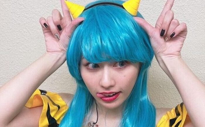 Momoclo / Ayaka Sasaki / Urusei Yatsura / Lum’s cosplay performance, voices of ‘pleasant eyes,’ ‘too cute,’ and ‘1 million likes.’